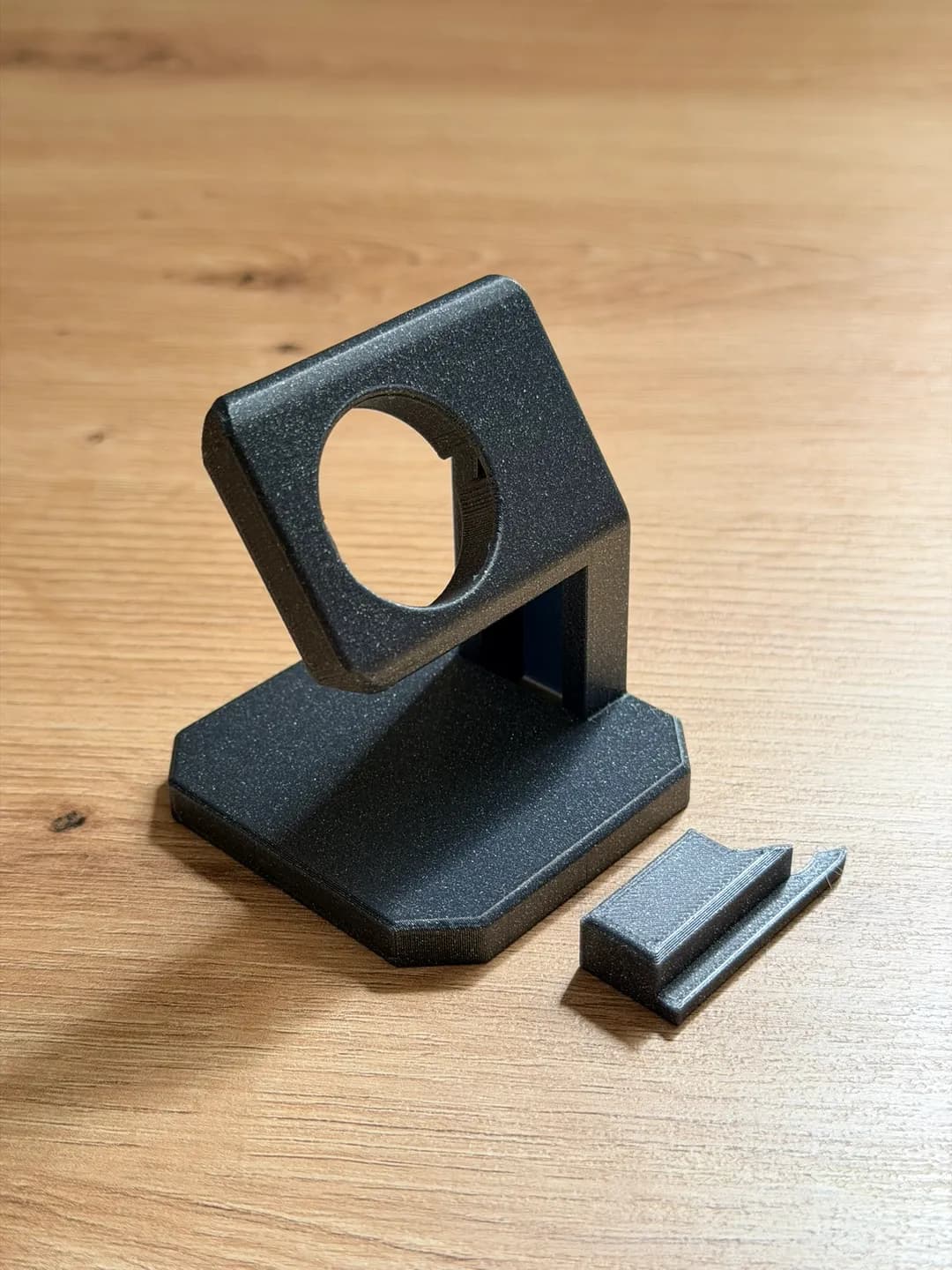 Apple Watch Stand (No‑Screw)